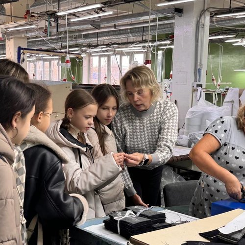 6Д класс на швейной фабрике «Kaysarow»