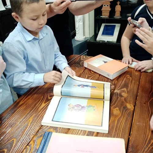 4Д класс а Музее "Н.Я. Бичурин и современность"