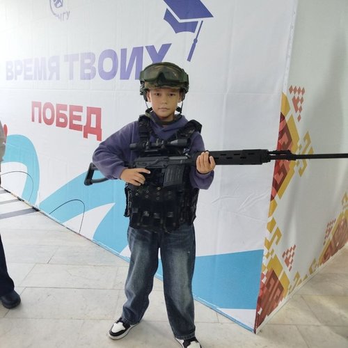 Семьи СОШ 1 стали участниками  праздничного концерта ко Дню отца