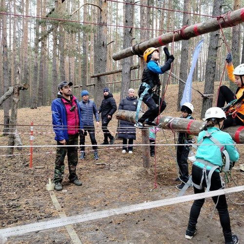 Команда СОШ 1 на республиканских соревнованиях по спортивному ориентированию  Команда СОШ 1 на республиканских соревнованиях по спортивному ориентированию