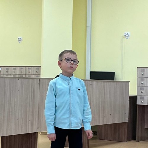 КОНКУРС ЧТЕЦОВ В 1Б КЛАССЕ КОНКУРС ЧТЕЦОВ В 1Б КЛАССЕ