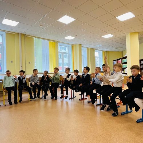 КОНКУРС ЧТЕЦОВ В 1Б КЛАССЕ КОНКУРС ЧТЕЦОВ В 1Б КЛАССЕ