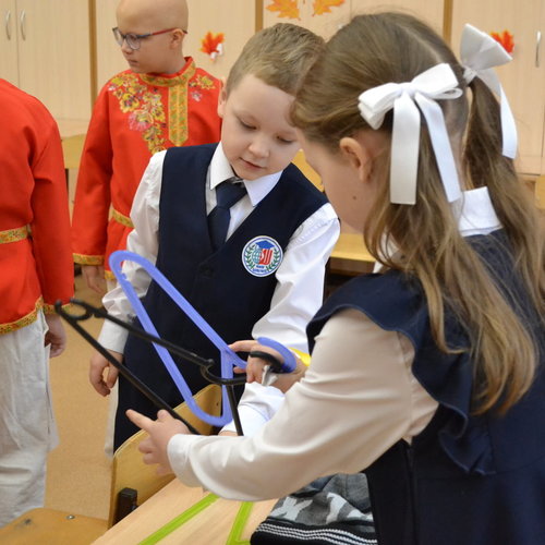 ПОСВЯЩЕНИЕ В ПЕРВОКЛАССНИКИ