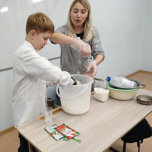 Мастер-класс по изготовлению мороженого.