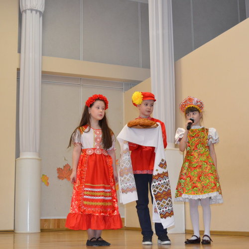 🌍 “Народов много - Родина одна!”: Конкурс-фестиваль национальных культур в нашей школе! 🌍