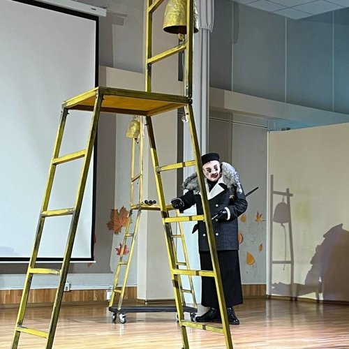 В школе №1 состоялся показ спектакля «Преступление и наказание»