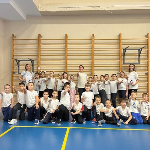 Утренняя зарядка с мамой!