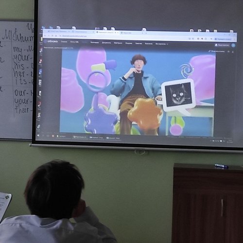 Урок Цифры "Дело в чате: эволюция нейросетей и цифровая безопасность"