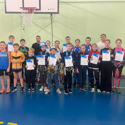 Контрольная тренировка по спортивному туризму в закрытых помещениях на базе МАОУ СОШ №1 г. Чебоксары