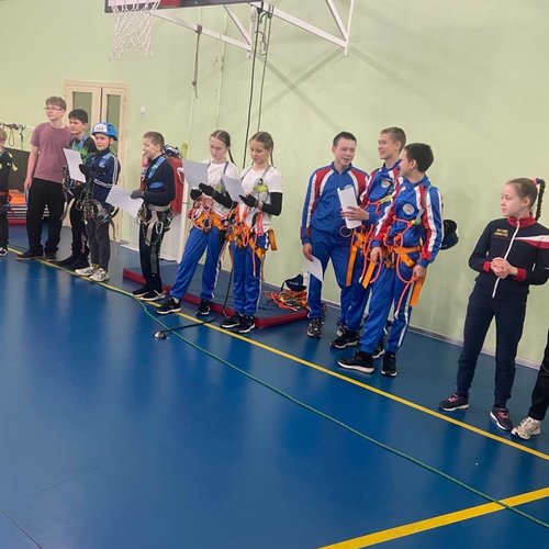 Контрольная тренировка по спортивному туризму в закрытых помещениях на базе МАОУ СОШ №1 г. Чебоксары