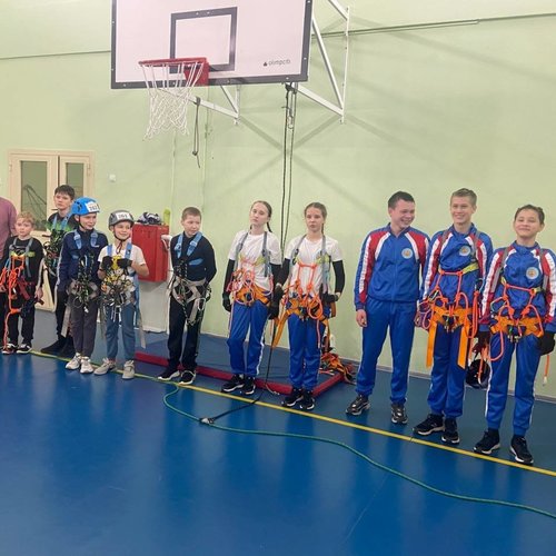 Контрольная тренировка по спортивному туризму в закрытых помещениях на базе МАОУ СОШ №1 г. Чебоксары