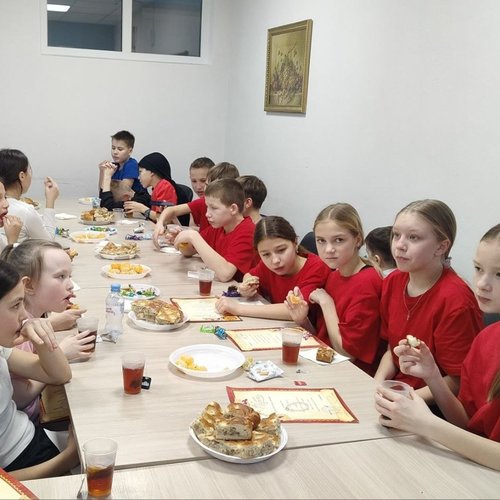 Новогодние старты на призы Деда Мороза и Снегурочки.