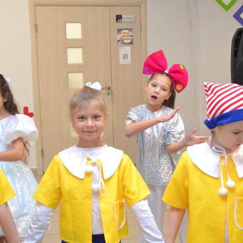 НОВЫЙ ГОД К НАМ МЧИТСЯ!