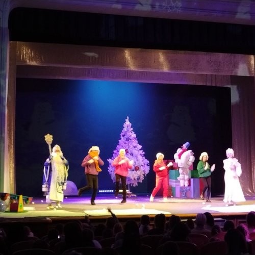 Ученики СОШ 1 побывали на Кремлевской елке в Нижнем Новгороде.