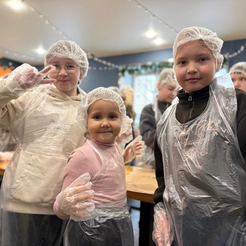 4Ж на мастер-классе по приготовлению бургеров в ресторане «КОК»