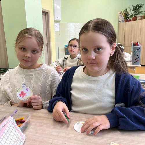 МОЗАИКА ЗИМНИХ ЧУДЕС: ПУТЕШЕСТВИЕ ПО НОВОГОДНИМ ТРАДИЦИЯМ НАРОДОВ РОССИИ