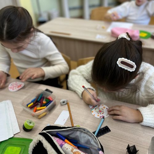 МОЗАИКА ЗИМНИХ ЧУДЕС: ПУТЕШЕСТВИЕ ПО НОВОГОДНИМ ТРАДИЦИЯМ НАРОДОВ РОССИИ