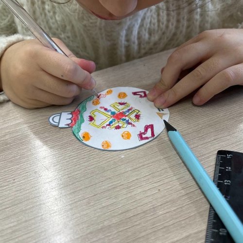 МОЗАИКА ЗИМНИХ ЧУДЕС: ПУТЕШЕСТВИЕ ПО НОВОГОДНИМ ТРАДИЦИЯМ НАРОДОВ РОССИИ