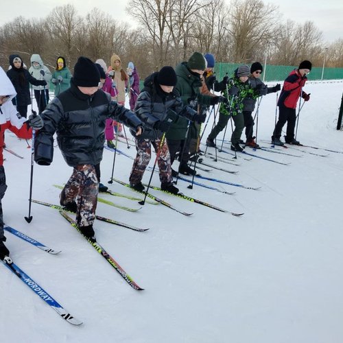 Школа №1 отмечает День зимних видов спорта!