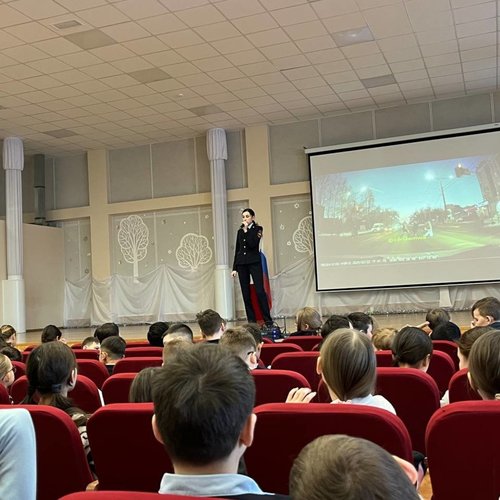 ДЕТИ И ДОРОГА: ВАЖНЫЕ ПРАВИЛА, КОТОРЫЕ НУЖНО ЗНАТЬ 