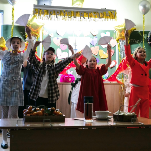 Путешествие по новогоднему миру: как наши дети открывали традиции разных стран