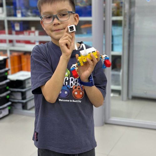 🎉 С Днем LEGO, друзья! 🎉