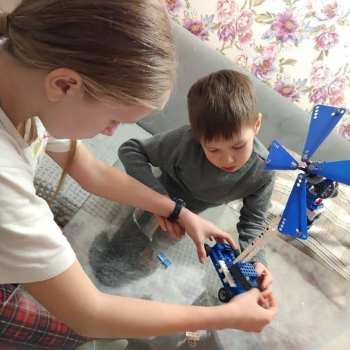 🎉 С Днем LEGO, друзья! 🎉