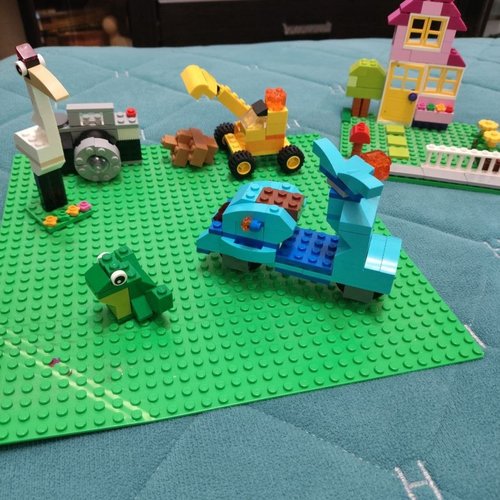 🎉 С Днем LEGO, друзья! 🎉