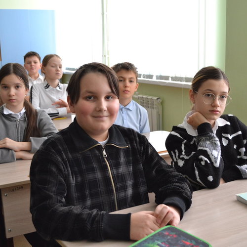 «Первые» в гостях у пятиклассников