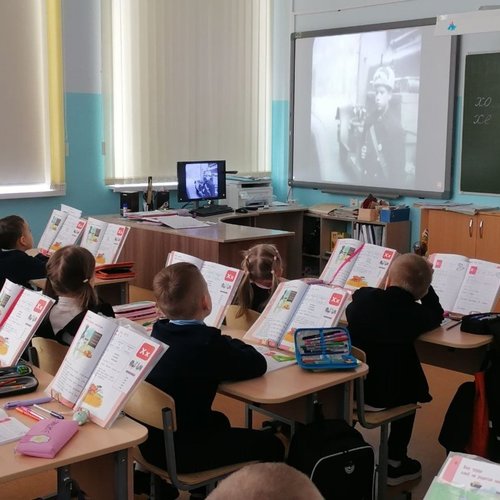 Кинолекторий "Мы помним и чтим твой подвиг, Ленинград"