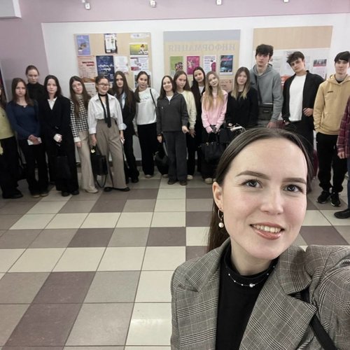 Час исторической памяти «Ленинград, Сталинград: мы помним, мы чтим» в Национальной библиотеке.