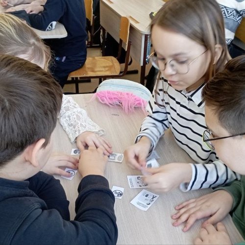 Урок "Жить экологично в мегаполисе" от волонтеров Лицея 2