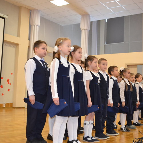 Конкурс военно-патриотической песни — яркое событие в нашей школе! 