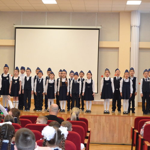 Конкурс военно-патриотической песни — яркое событие в нашей школе! 