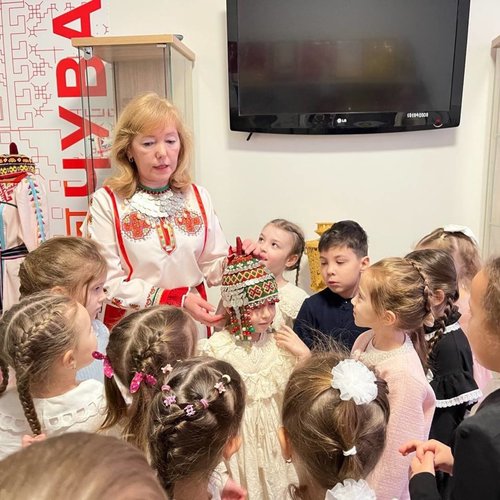 Будущие первоклассники из детского сада № 8 в гостях у СОШ 1.