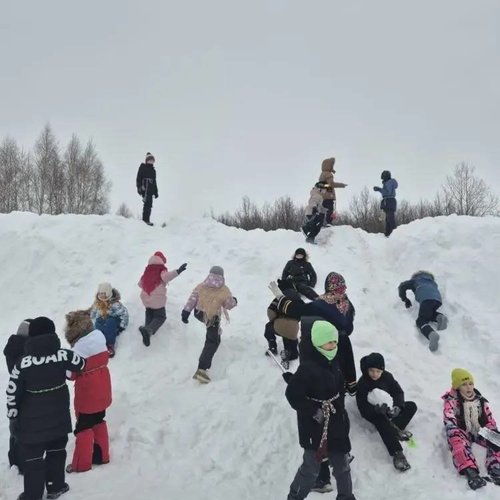 2И на проводах зимы в "Ясне" 