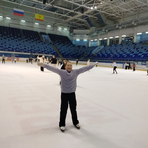5С провожает зиму на катке Ледовой Арены