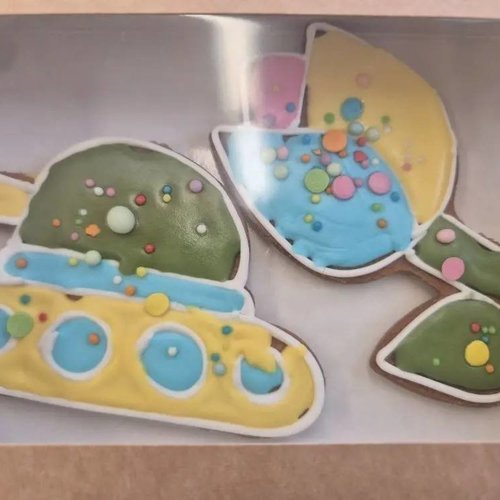 Сладкий подарок папе от 2И класса