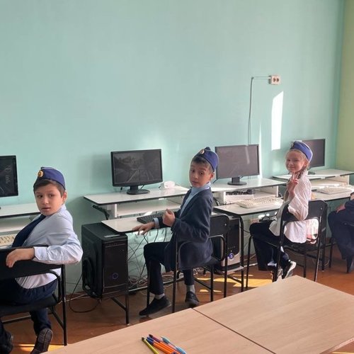 Команда ЮИД СОШ 1 на отборочном туре олимпиады по ПДД