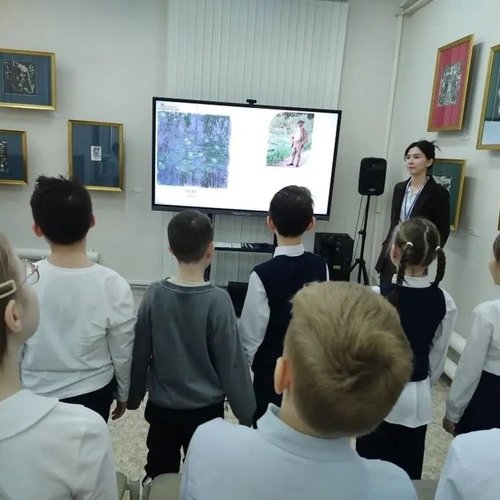 2з класс на выставке в КВЦ "Радуга"