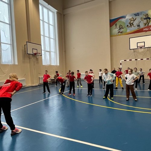 "Зарядка со звездой"