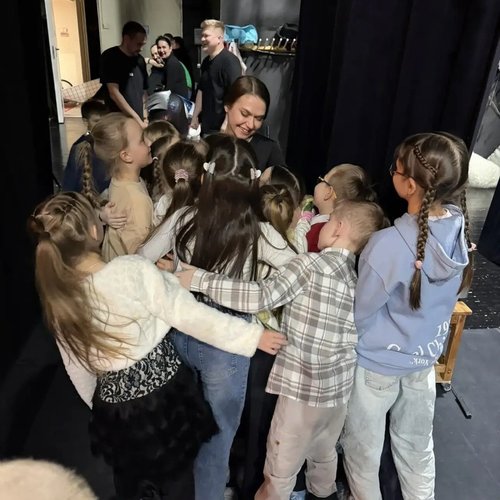 🎭 Путешествие в Страну чудес: 1Б класс в гостях у Казанского театра