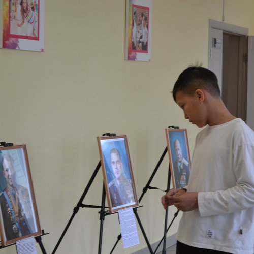 🚀 Космос объединяет: как в школе №1 Чебоксар отметили День космонавтики