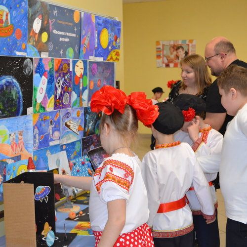 🚀 Космос объединяет: как в школе №1 Чебоксар отметили День космонавтики