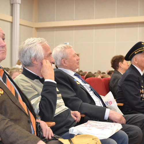 🚀 Космос объединяет: как в школе №1 Чебоксар отметили День космонавтики