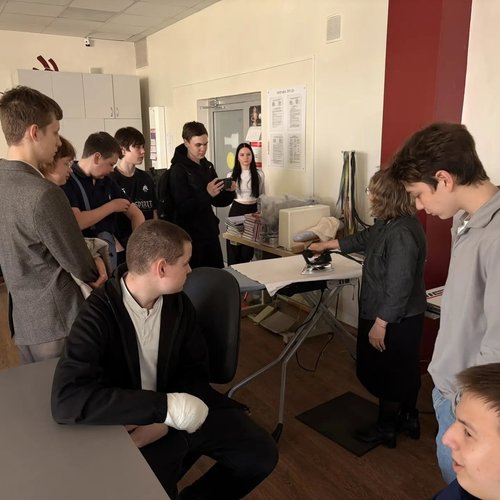 8Д класс шагает в будущее! 