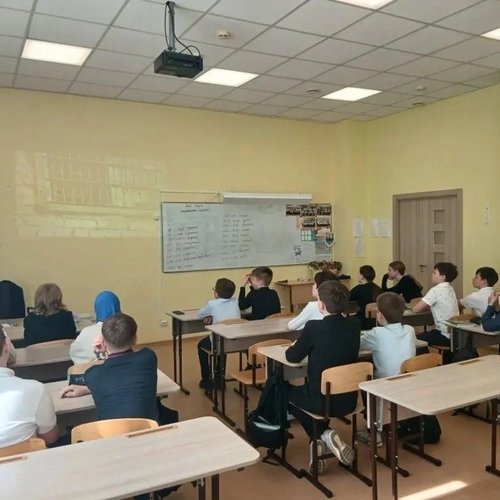 ⚡ Важный разговор о выборе и ответственности: ученики СОШ № 1 посмотрели фильм «Предательство»