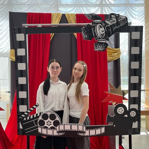 ШКОЛЬНЫЙ КИНОКЛУБ: ВДОХНОВЕНИЕ И МАСТЕРСТВО НА РЕСПУБЛИКАНСКОМ ФЕСТИВАЛЕ! 