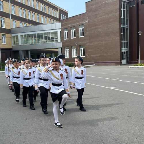 ПЕРВОКЛАССНИКИ В СТРОЮ! 
