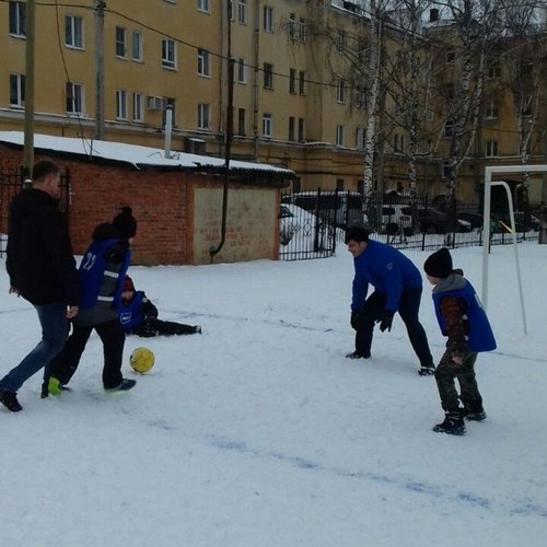 Товарищеский матч по зимнему футболу